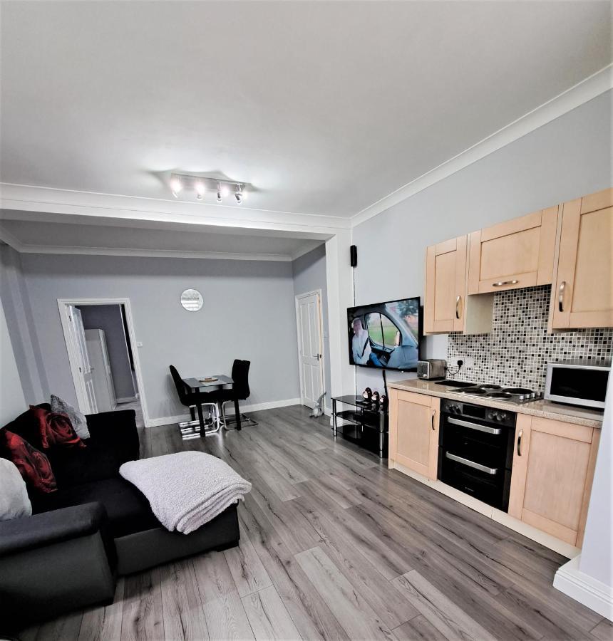 Large Flat Quite Location Modern And Well Equipped Lejlighed Swanage Eksteriør billede
